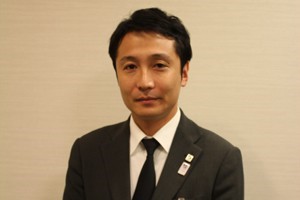 西邑　修　支配人