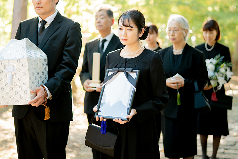 一般葬と家族葬それぞれの特徴をご紹介